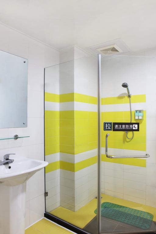 7Days Inn Guangzhou Nonglinxia Road Ouzhuang Subway Station Bilik gambar
